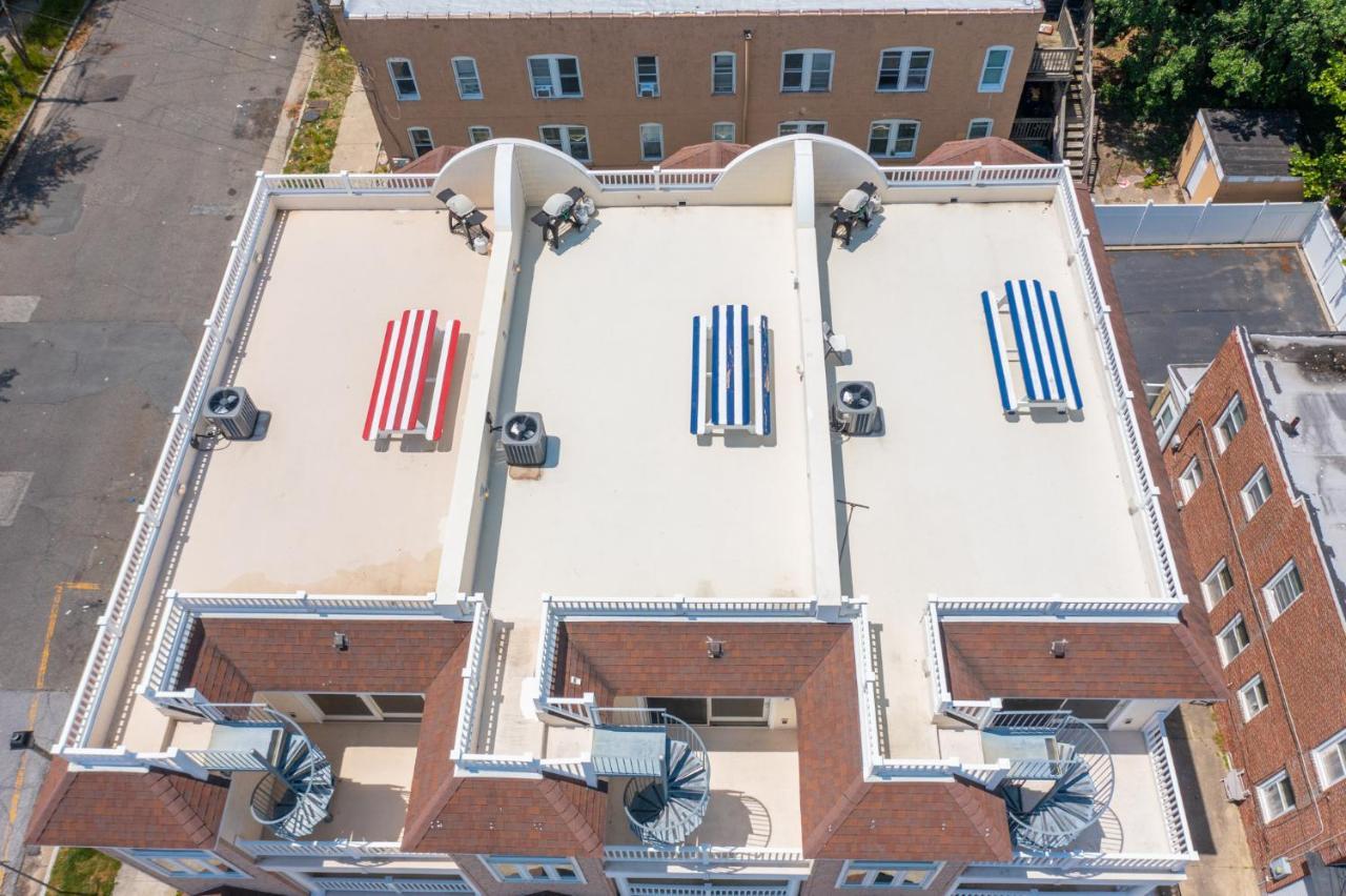 Hébergement de vacances ❤️ The End Townhomes With Stunning Views On One-of-a-kind Rooftop Deck! Wow!