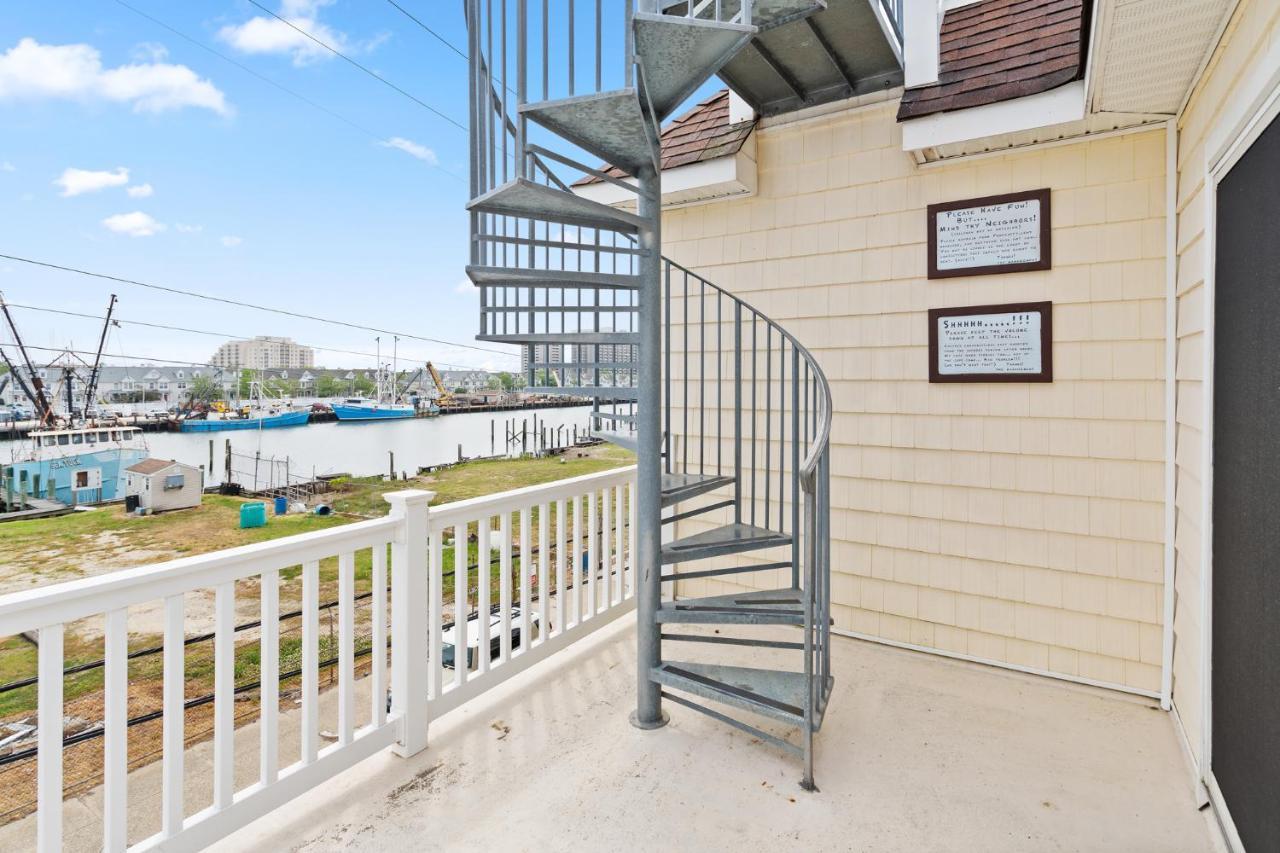 Hébergement de vacances ❤️ The End Townhomes With Stunning Views On One-of-a-kind Rooftop Deck! Wow!